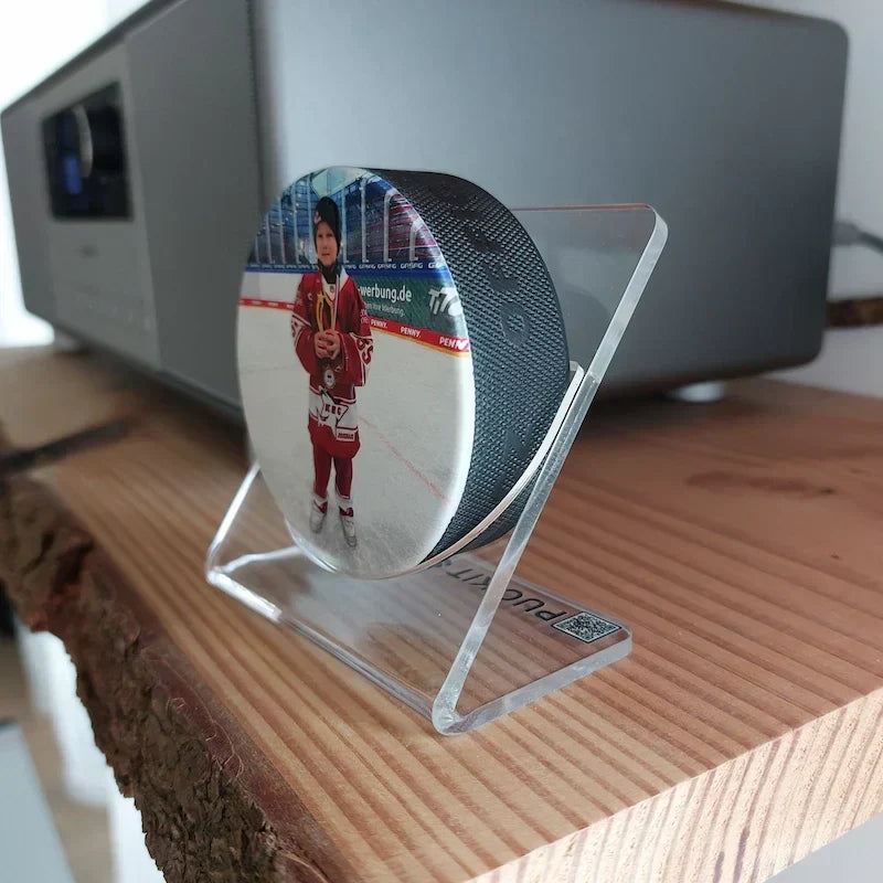 Geschenke für Eishockeyspieler: 8 Ideen, die im Verein ankommen
