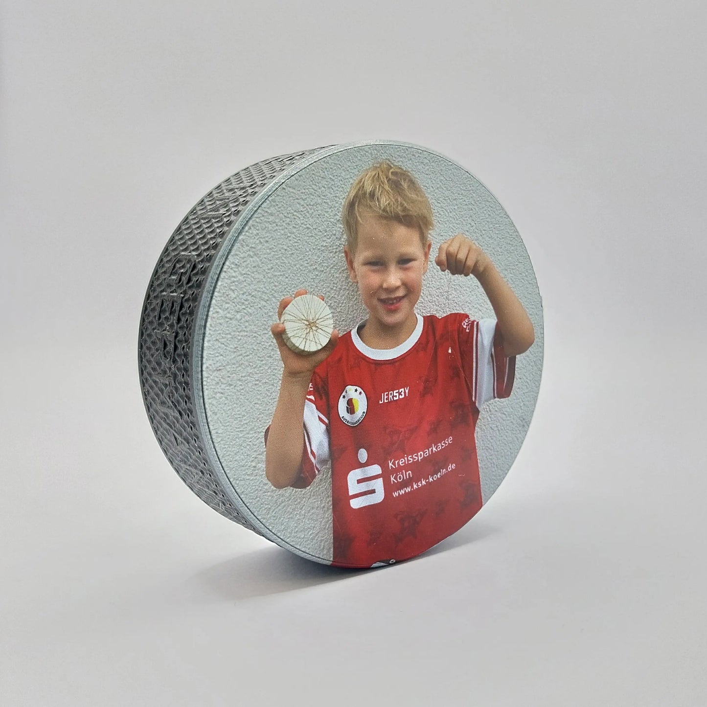 Zahndose im Eishockey Puck Design personalisiert mit Foto – Vorderansicht
